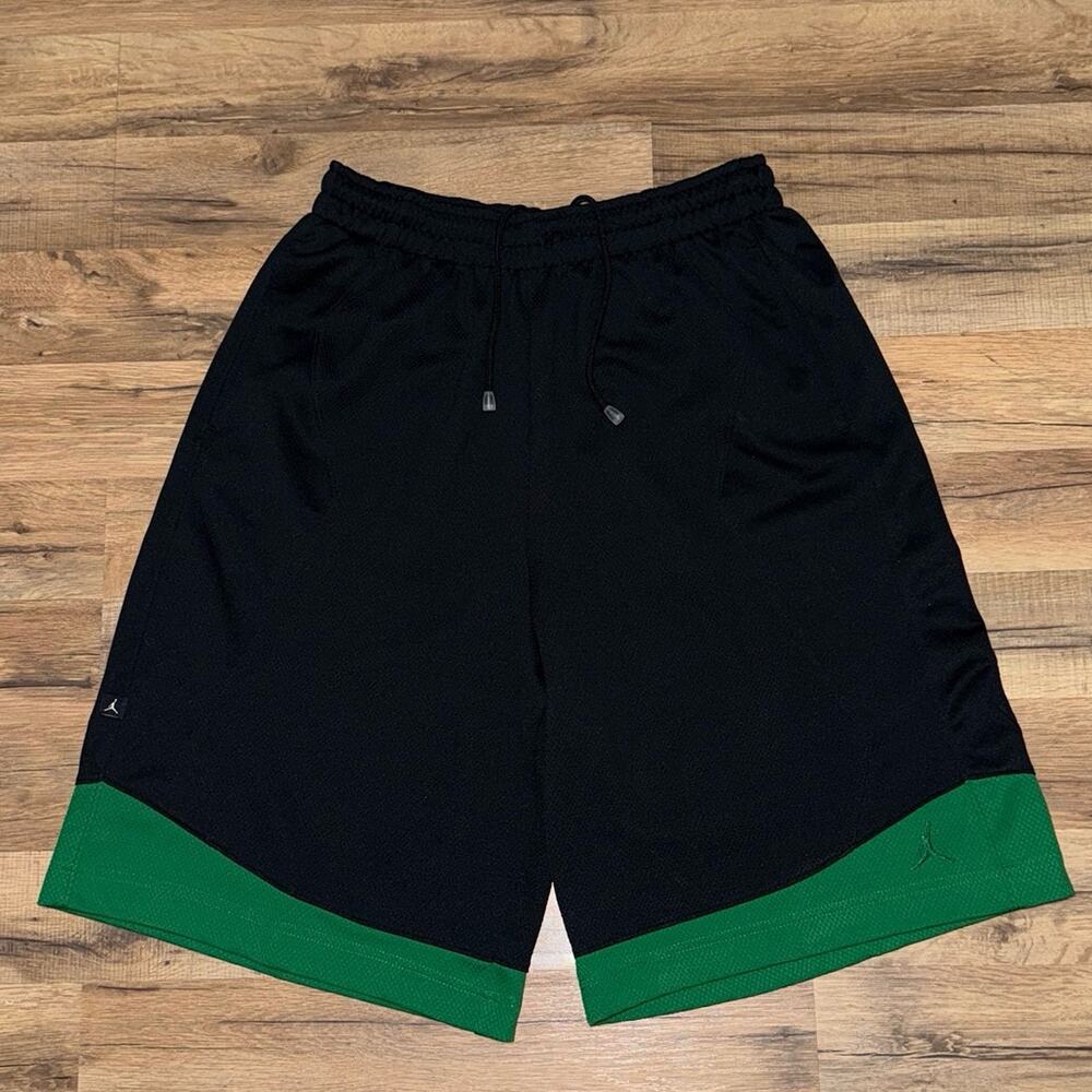 Y2K Air Jordan Green Black Baggy Vintage Basketball Size M 345069-012 Shorts - Picture 4 of 10